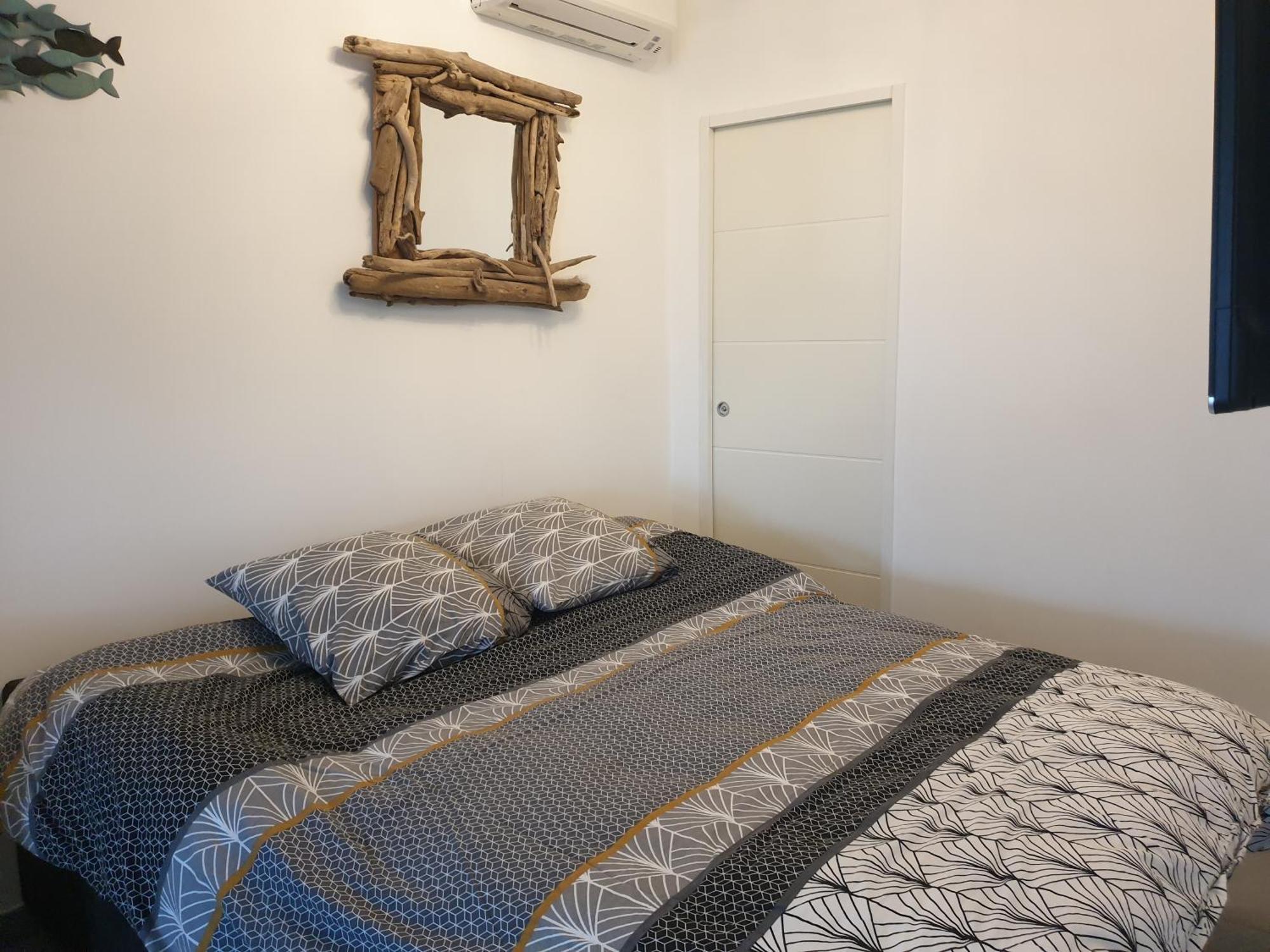 130 M2 Dans Domaine Prive Aux Pierres Roses Villa *